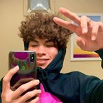 Profile Picture of Jason Hernandez (@curlyhairjason_) on Instagram