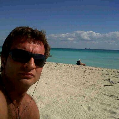 Profile Picture of Roberto G Colombo (@RGCOLOMBO2702) on Twitter