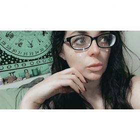 Profile Picture of Casey Aimee (@caseyaimee) on Pinterest