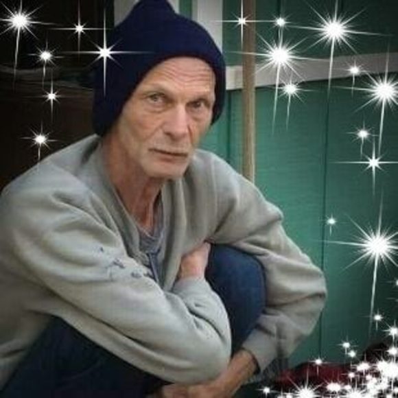 Profile Picture of Danyell Mcsparran (@danyell1313) on Poshmark