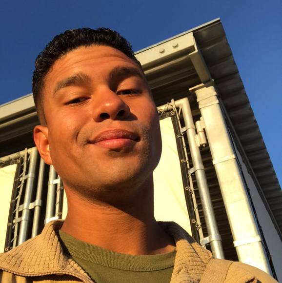 Profile Picture of Kenneth Lindsay (@boxer305) on Poshmark