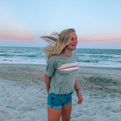 Profile Picture of Caroline (@carolinekidd06) on Twitter