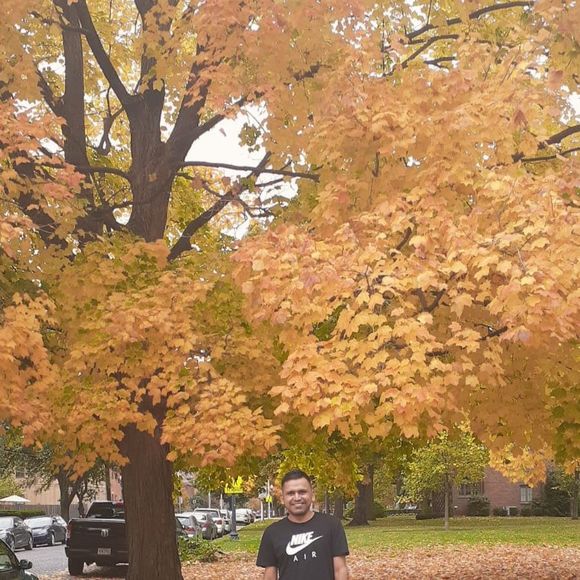 Profile Picture of Richard Chavez chavez (@chavez7812) on Poshmark