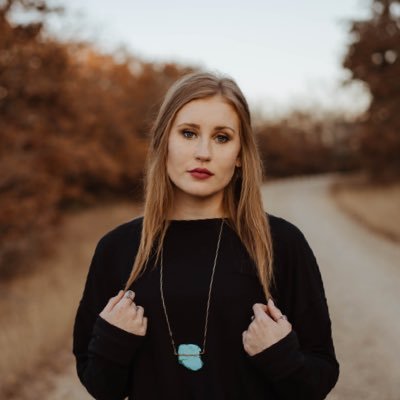 Profile Picture of Maya Mitchell 🌻 (@maya_mitchelll) on Twitter