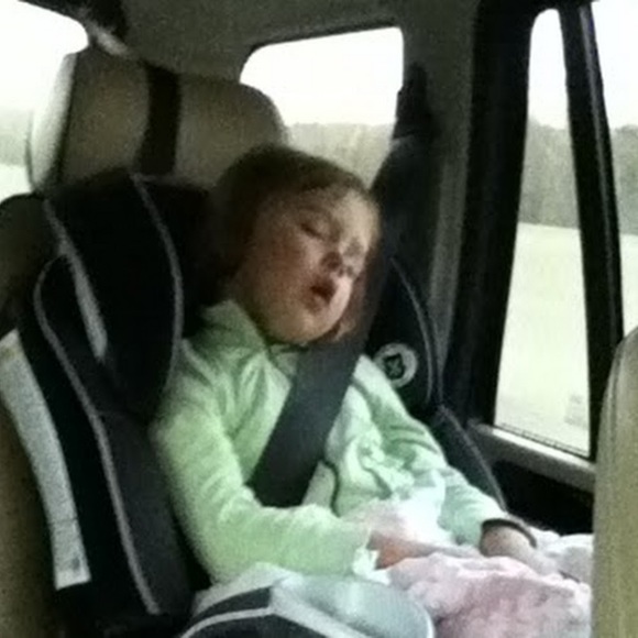 Profile Picture of Elizabeth Lenoach (@eap21044) on Poshmark