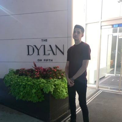 Profile Picture of Ralph🌊 (@CoralloDylan) on Twitter