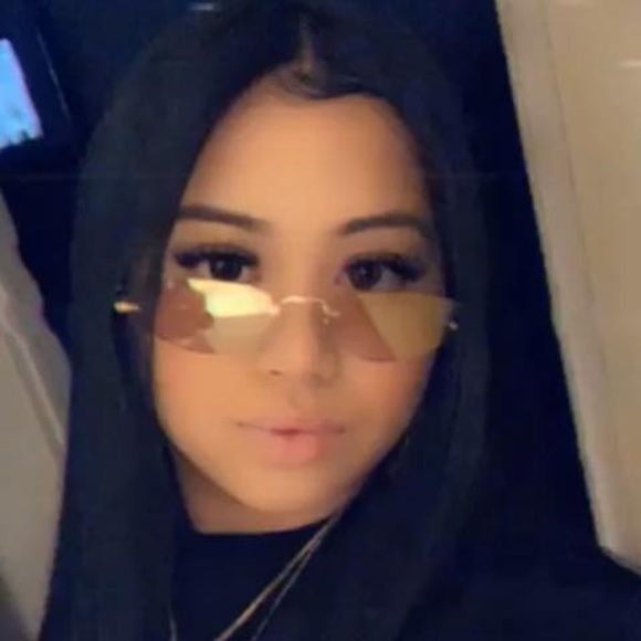 Profile Picture of Dinalyn Labrado (@daaal) on Poshmark