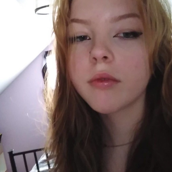 Profile Picture of Drew Marshall (@drewmarshall768) on Poshmark