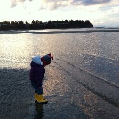 Profile Picture of May Wong (@mwong_may) on Twitter