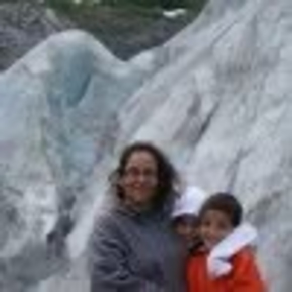 Profile Picture of Tanowo Fiduccia (@tanowow) on Poshmark