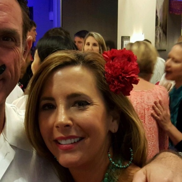 Profile Picture of Stacy Coneley (@sconeley) on Poshmark