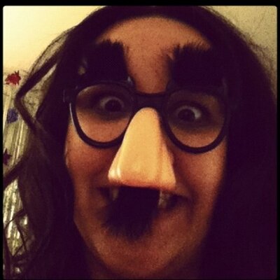 Profile Picture of Tamara Goldfarb (@tmoneeys) on Twitter