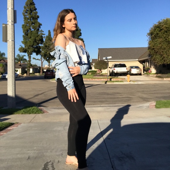 Profile Picture of Berny Luffey (@berny16) on Poshmark