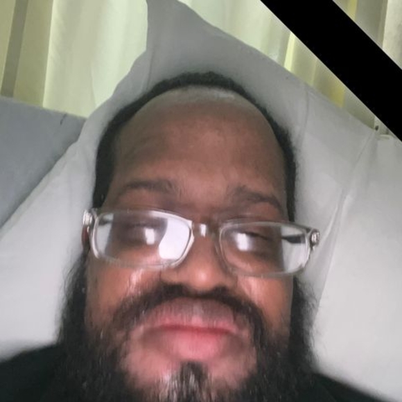 Profile Picture of Jose Coon-adams (@josecoonadams02) on Poshmark