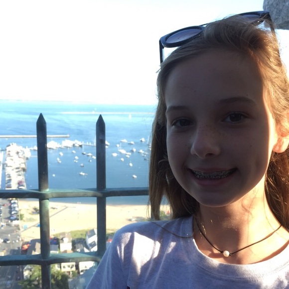 Profile Picture of Megan Beaudry :)) (@_meggan) on Poshmark