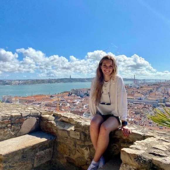 Profile Picture of Cassandra Goudreault (@cassandragoudre) on Poshmark