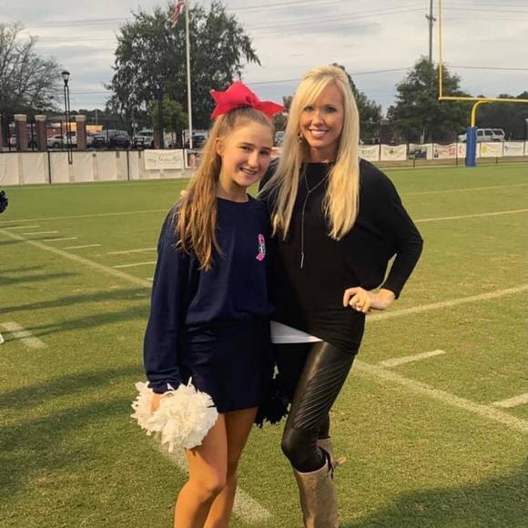 Profile Picture of Aprille Freeman (@aprilleh) on Poshmark