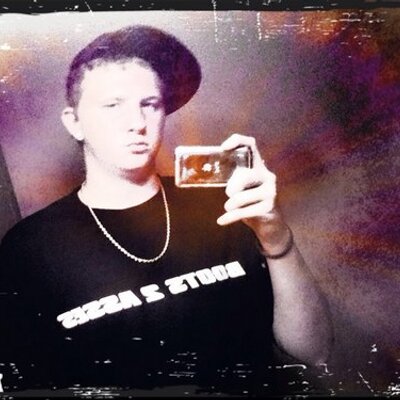 Profile Picture of Jason Blackstone (@Jason_blackston) on Twitter