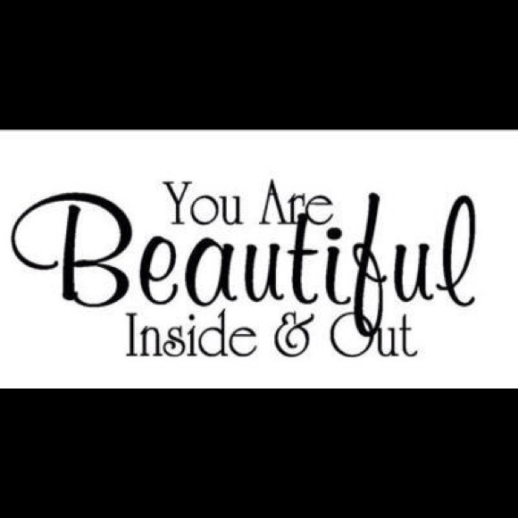 Profile Picture of Bonnie Ryan (@divadaughter) on Poshmark