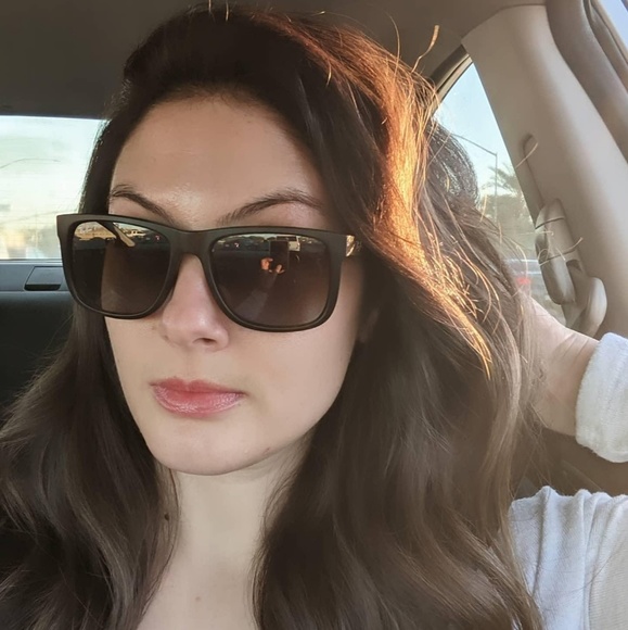 Profile Picture of Jacy Wrage (@jaceface0) on Poshmark