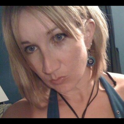 Profile Picture of Jodie Abbott (@JodieA722) on Twitter