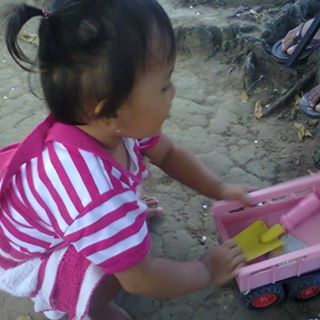 Profile Picture of Agustina Susilowati (@agustina.susilowati.581) on Facebook