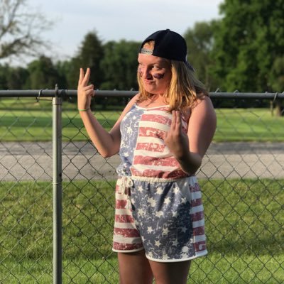 Profile Picture of Miriam Frederick (@_miriamelizbeth) on Twitter