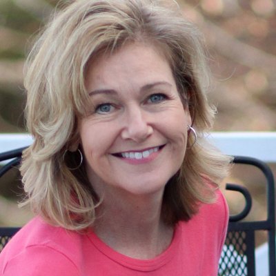 Profile Picture of Shawna Carpenter (@asobermiracle) on Twitter