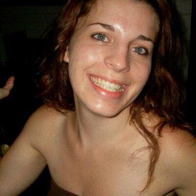 Profile Picture of Maxine Da Silva (@MaxiWaxi88) on Twitter