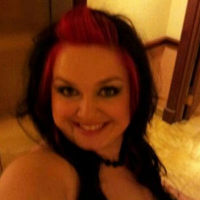 Profile Picture of Kimberly Chaney (@funnyhunny1980) on Twitter