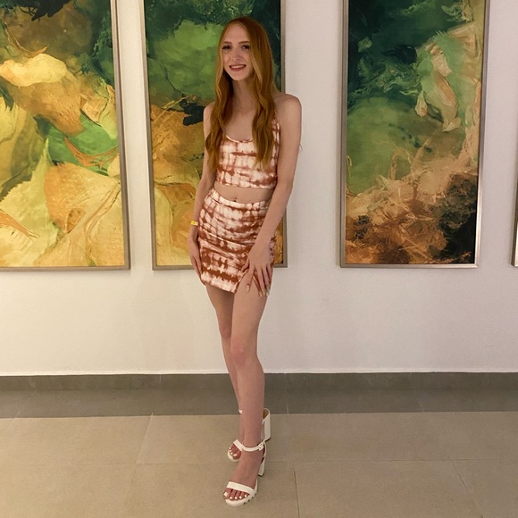 Profile Picture of Jessica Connell (@jesscloset224) on Poshmark