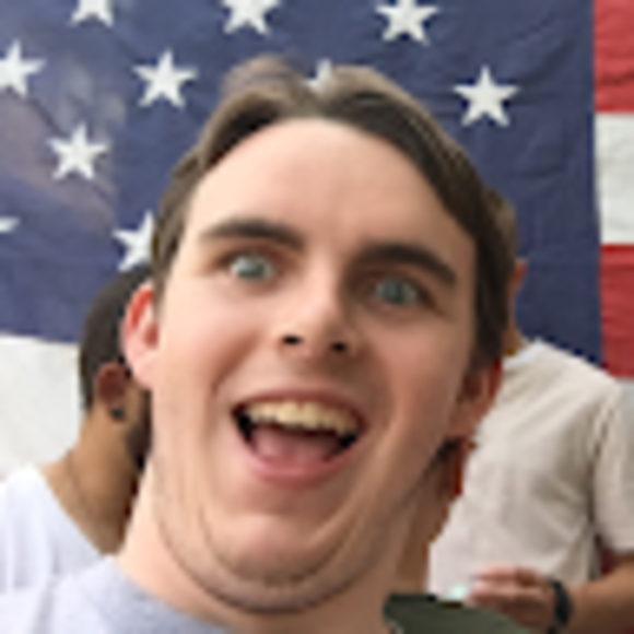 Profile Picture of Peter Oconnor (@reloaded1997) on Poshmark