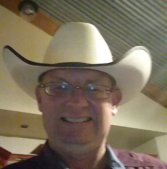 Profile Picture of Brian Cox (@briancox522) on Poshmark