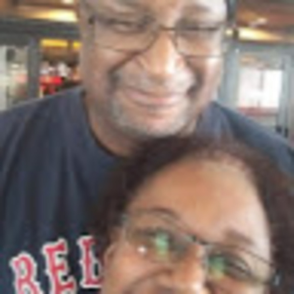 Profile Picture of Kenneth Bryant (@kennybryant42) on Poshmark
