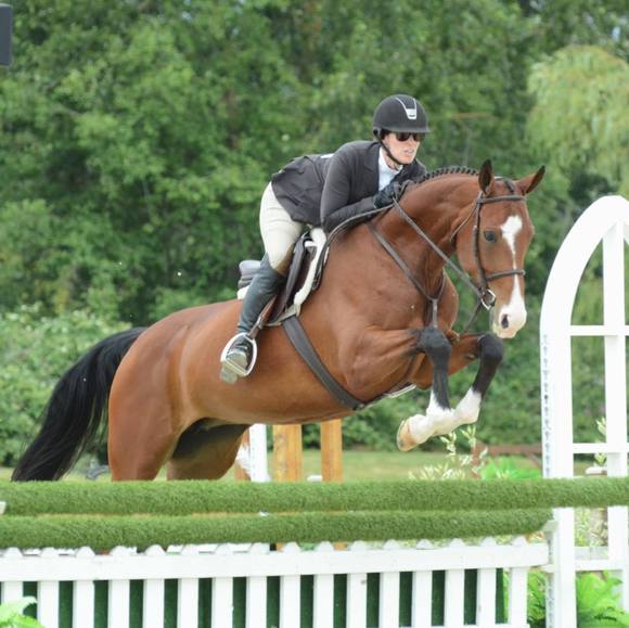 Profile Picture of Stephanie Craig (@stephaniecraig8) on Poshmark