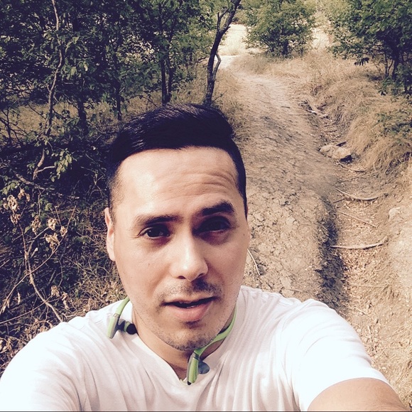 Omar Sotelo - Poshmark Profile Picture of Omar Sotelo (@omar2010) on Poshmark