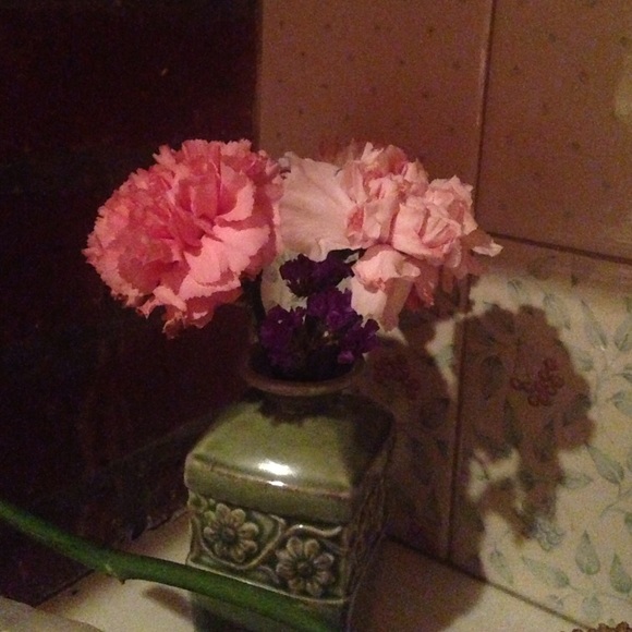 Profile Picture of Meg Sullivan (@mtsull) on Poshmark