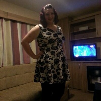 Profile Picture of Laura Bensley (@lauramaybensley) on Twitter