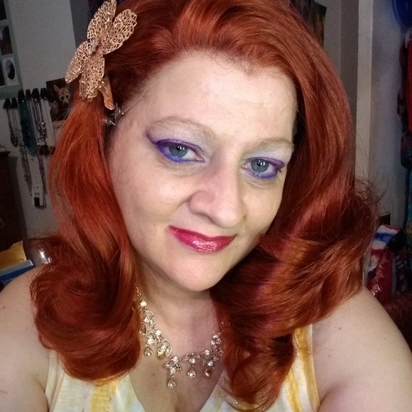 Tracy Dukette - Poshmark Profile Picture of Tracy Dukette (@hippielady666) on Poshmark