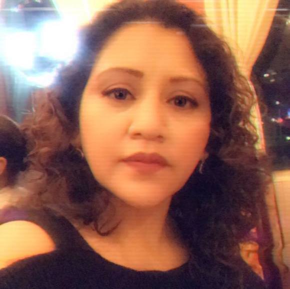 Profile Picture of Diana Urgiles (@diamante04) on Poshmark