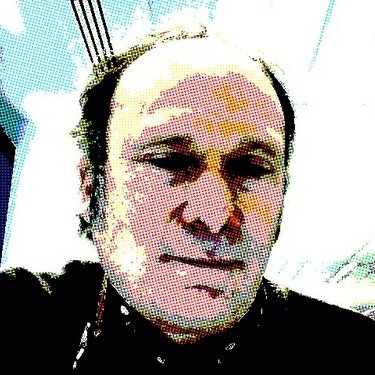 Profile Picture of Robert Logue (@micrologue) on Twitter