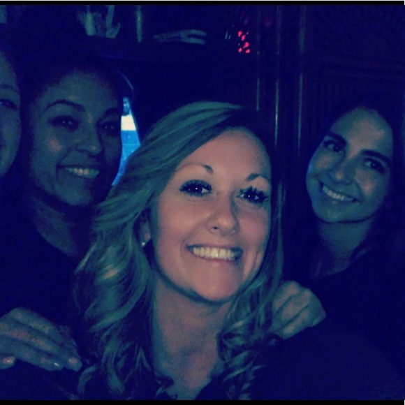 Profile Picture of Celine Cooper (@celinecoop) on Poshmark