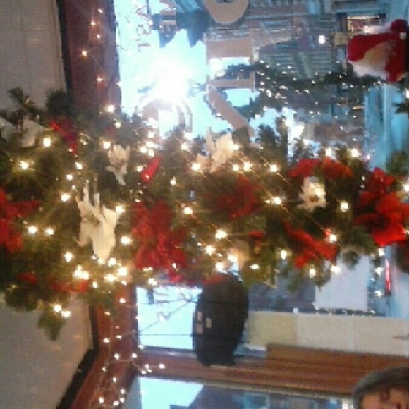 Profile Picture of Pam Deuso (@love2shop412) on Poshmark