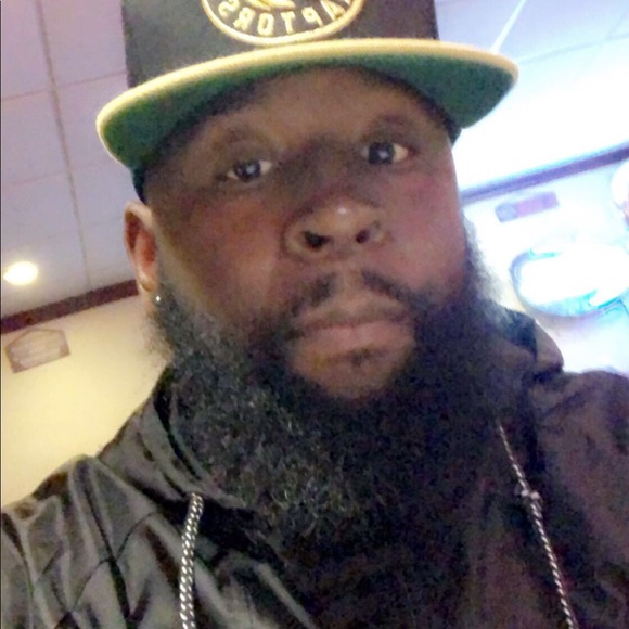 Profile Picture of Antonio Jenkins (@imthatdude266) on Poshmark