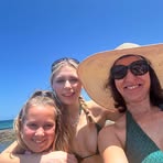 Profile Picture of Lindi Raschke (@Lindi-Raschke) on Facebook