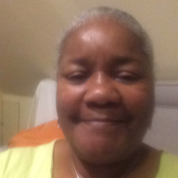 Profile Picture of Marcia Key (@ciakey) on Poshmark