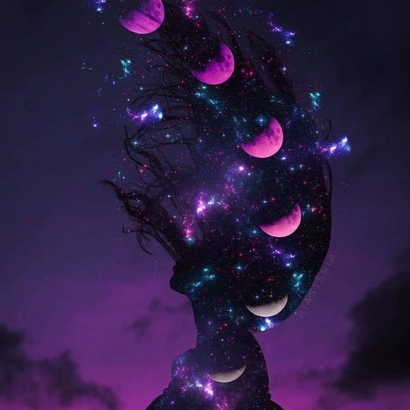 Profile Picture of Leah Ayers (@leahshawn) on Poshmark