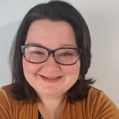 Profile Picture of Jenny Howe (@jennylhowe) on Twitter