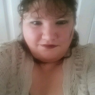 Profile Picture of Tracy Shono (@crystal71220) on Twitter