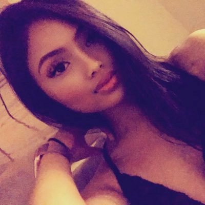 Profile Picture of Jenna Chum (@jennathavy) on Twitter